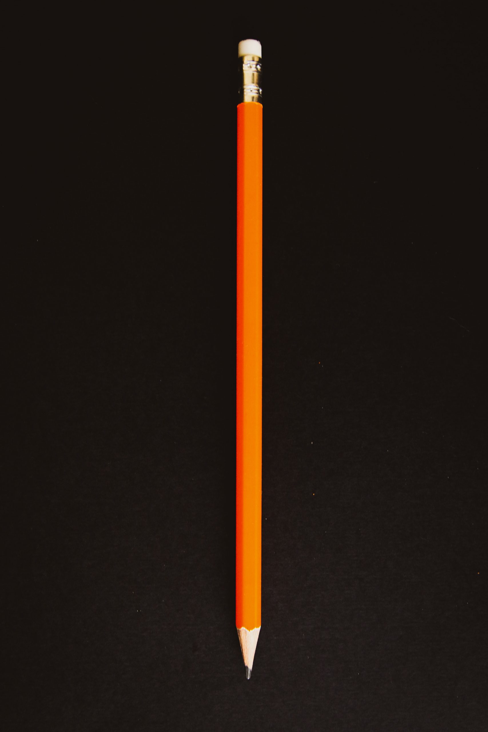 crayon de papier orange